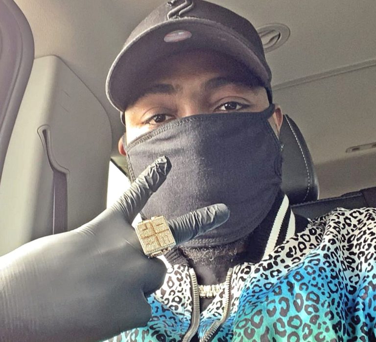 Davido Returns To Nigeria, After He Postponed Tour